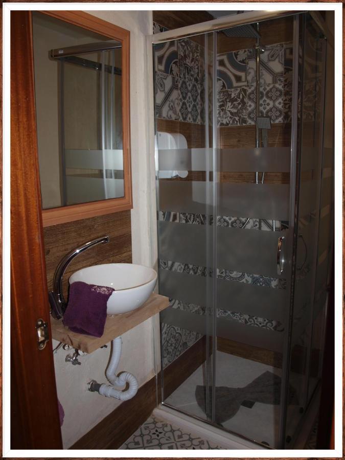 Hostal Mozaik Lloret 료렛 드 마르 외부 사진