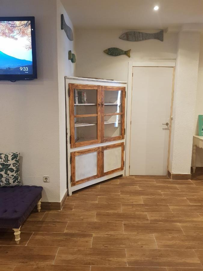 Hostal Mozaik Lloret 료렛 드 마르 외부 사진