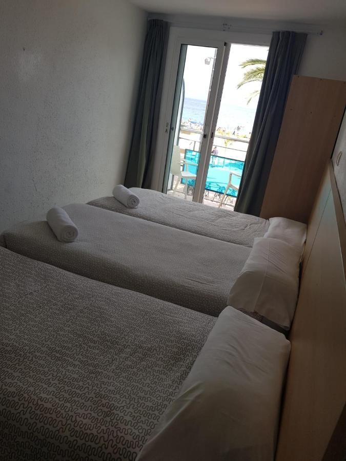 Hostal Mozaik Lloret 료렛 드 마르 외부 사진