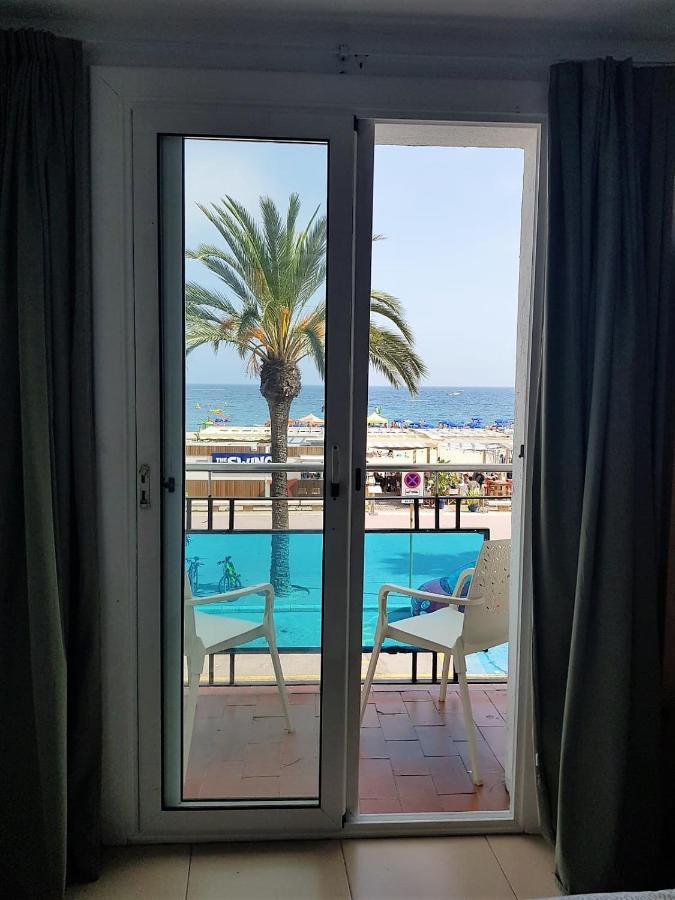 Hostal Mozaik Lloret 료렛 드 마르 외부 사진